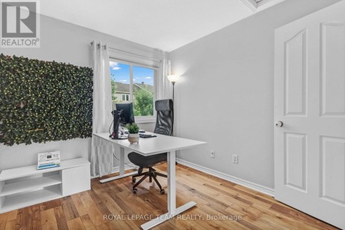 74 Milner Downs Crescent, Ottawa, ON 