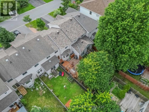 74 Milner Downs Crescent, Ottawa, ON 
