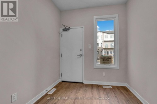 820 UTOPIE PRIVATE , Ottawa, Ontario K1W 0Y4 5