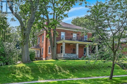 15 ST DAVID STREET W  Thorold, ON L2V 2L1