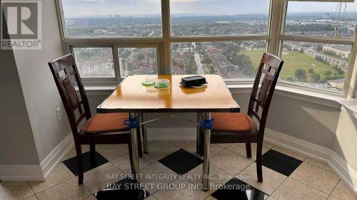 2407 - 550 WEBB DRIVE , Mississauga, Ontario L5B 3Y4 2