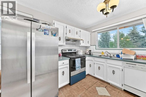 3219 Palliser Drive Sw, Calgary, AB 