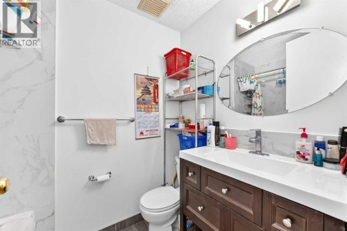 3219 Palliser Drive Sw, Calgary, AB 