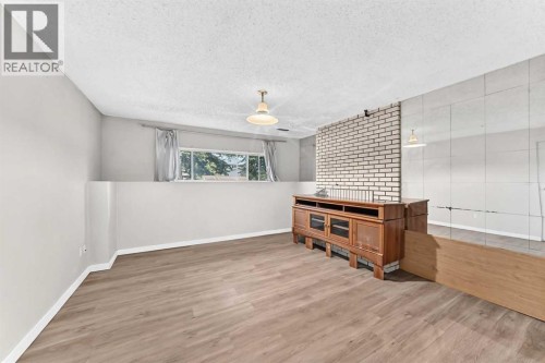 3219 Palliser Drive Sw, Calgary, AB 
