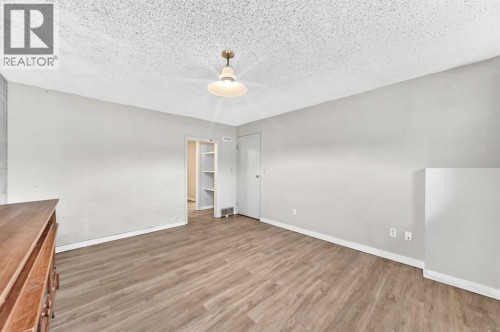 3219 Palliser Drive Sw, Calgary, AB 