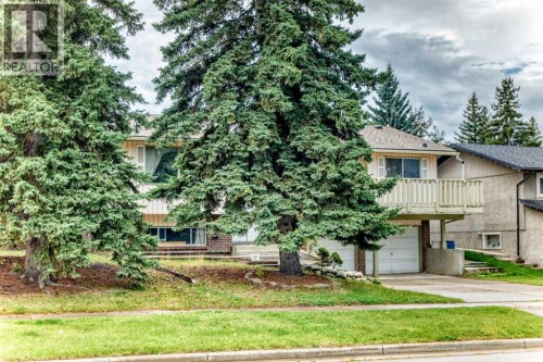 3219 Palliser Drive Sw, Calgary, AB 