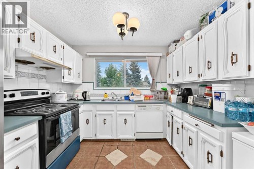 3219 Palliser Drive Sw, Calgary, AB 