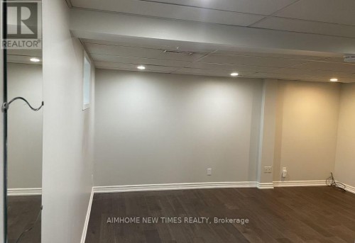 BSMT - 70 APPLE GATE CRESCENT , Toronto, Ontario M2H 2R4 2