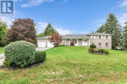 25 MARJORIE DRIVE  Whitchurch-Stouffville, ON L4A 2C8