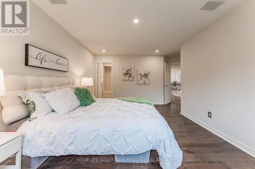 30 Goldring Crescent, Markham, ON 