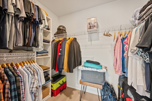Penderie (Walk-in) - 106-1320 Rue Custine, Saint-Jérôme, QC 