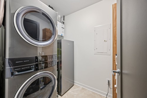 Salle de lavage - 106-1320 Rue Custine, Saint-Jérôme, QC 