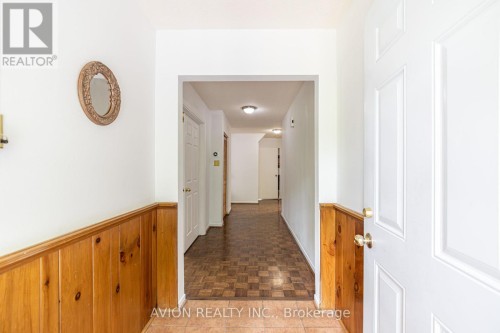 241 WELDRICK ROAD W , Richmond Hill, Ontario L4C 5J2 2
