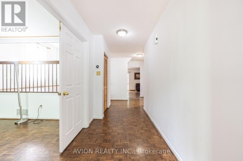 241 WELDRICK ROAD W , Richmond Hill, Ontario L4C 5J2 3