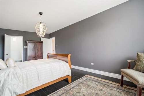 207 99 Wellington Crescent, Winnipeg, MB 