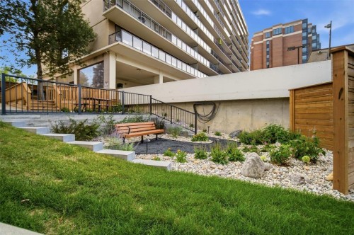 207 99 Wellington Crescent, Winnipeg, MB 
