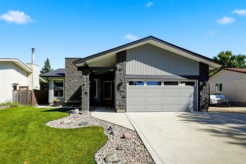 86 Stacey Bay, Winnipeg, MB 