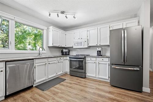 86 Stacey Bay, Winnipeg, MB 