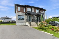 217 Rue du Gouvernail Salaberry-De-Valleyfield, QC J6T 0G9
