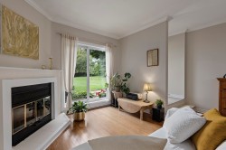 Salon - 