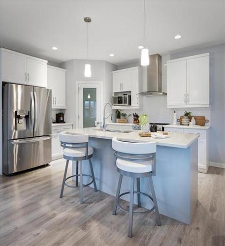 367 River Trail Dr, West St Paul, MB 