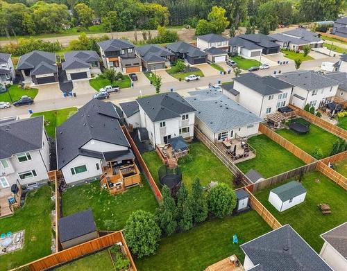 367 River Trail Dr, West St Paul, MB 