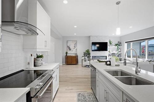 367 River Trail Dr, West St Paul, MB 