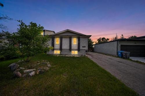 124 Leahcrest Cr, Winnipeg, MB 