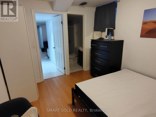 LOWER 66 BELLEVUE AVENUE , Toronto, Ontario M5T 2N4 3