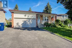 128 BRIARSCROSS BOULEVARD  Toronto, ON M1S 3K5