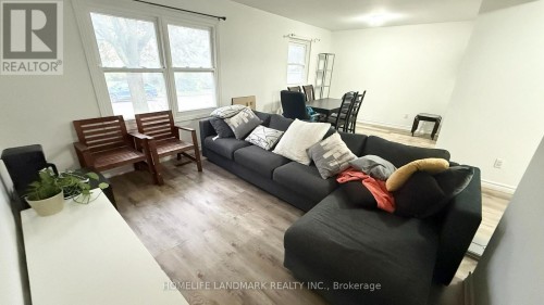 MAIN FLOOR - 81 UNITED SQUARE , Toronto, Ontario M1B 2B9 2