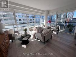 1107 - 11 LILLIAN STREET Toronto, ON M4S 2H7