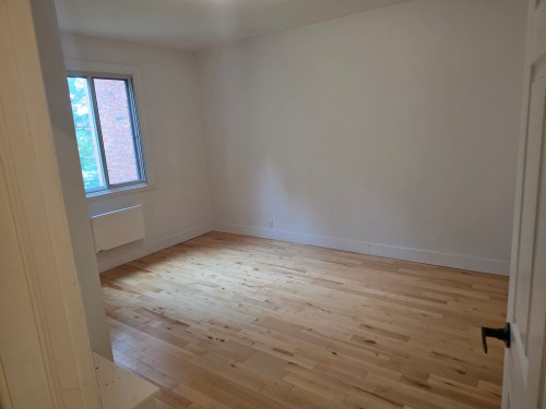 Master Bedroom - 5152 Av. Coolbrook, Montréal (Côte-Des-Neiges/Notre-Dame-De-Grâce), QC 