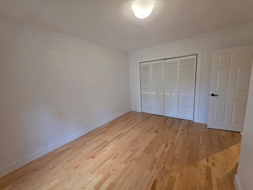 Master Bedroom - 5152 Av. Coolbrook, Montréal (Côte-Des-Neiges/Notre-Dame-De-Grâce), QC 