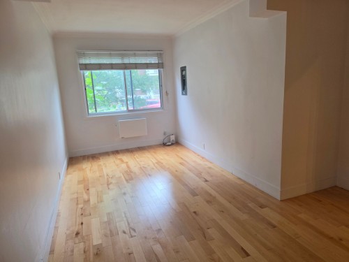 Living Room - 5152 Av. Coolbrook, Montréal (Côte-Des-Neiges/Notre-Dame-De-Grâce), QC 