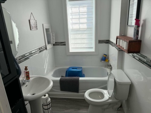 Salle de bains - 159 Rue King, Maniwaki, QC 