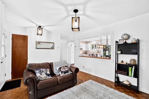 Living Room - 584 Rue Lalande, Joliette, QC 