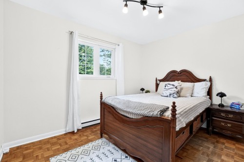 Master Bedroom - 584 Rue Lalande, Joliette, QC 