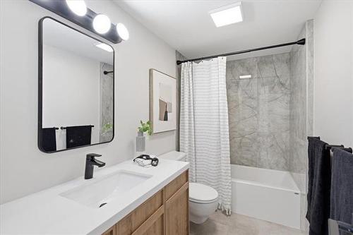 796 Elmhurst Rd, Winnipeg, MB 