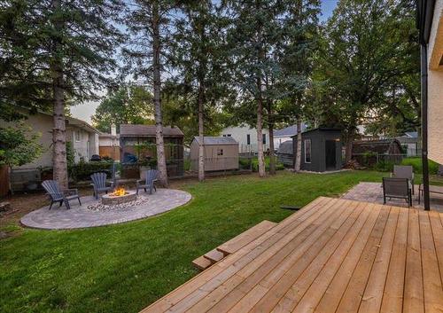 796 Elmhurst Rd, Winnipeg, MB 