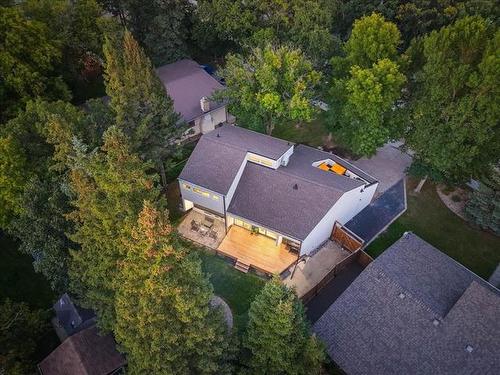 796 Elmhurst Rd, Winnipeg, MB 