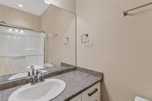 #105-2821 Jacklin Rd, Langford, BC 