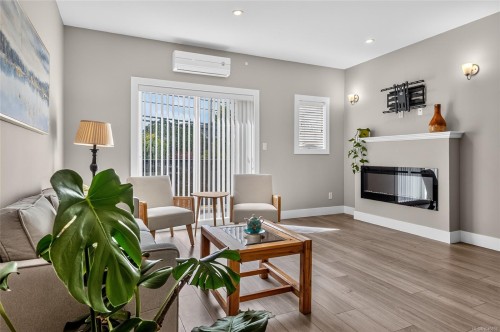 #105-2821 Jacklin Rd, Langford, BC 