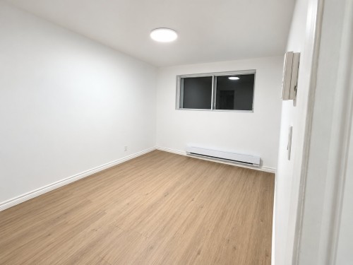 Chambre à coucher - 1-11974 Av. Jubinville, Montréal (Montréal-Nord), QC 