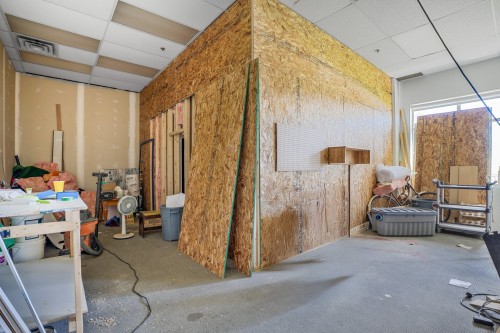 Atelier - 103-3003 Ch. D'Oka, Sainte-Marthe-Sur-Le-Lac, QC 