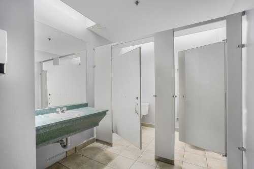 Salle de bains - 103-3003 Ch. D'Oka, Sainte-Marthe-Sur-Le-Lac, QC 