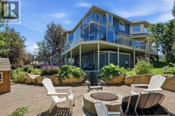 131 Edgebrook Circle NW  Calgary, AB T3A 5A4
