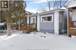 1479 LILLIAN AVENUE  Windsor, ON N8X 4A7