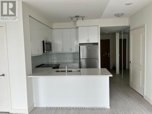 2906 - 4955 YONGE STREET , Toronto, Ontario M3N 0L8 4