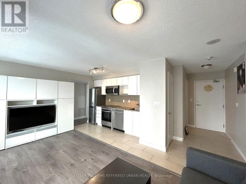 2906 - 15 FORT YORK BOULEVARD , Toronto, Ontario L1G 3J5 3